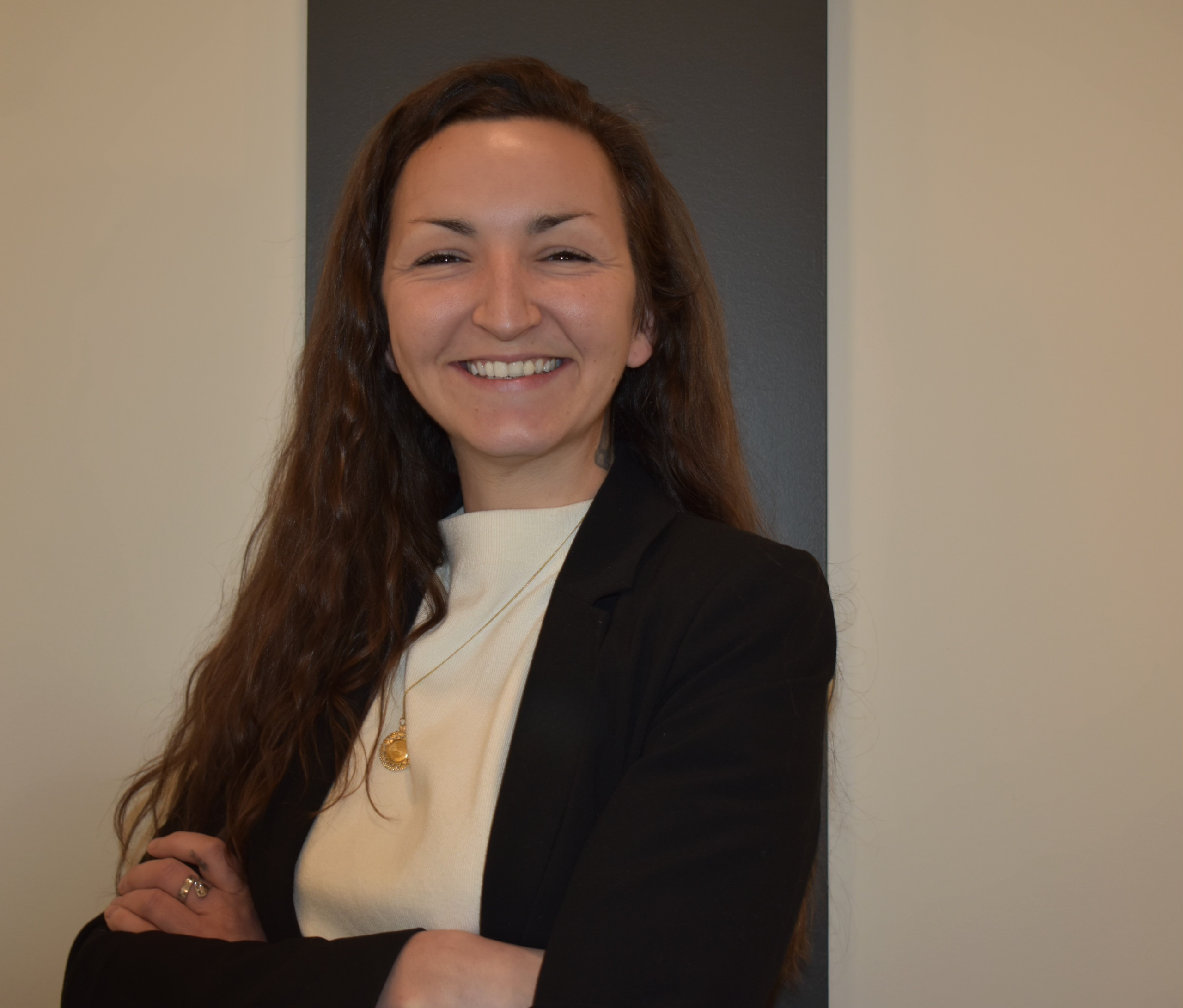 Gestionnaire de compte en assurances dans un environnement professionnel. Témoignage illustrant une carrière en assurances au Québec.