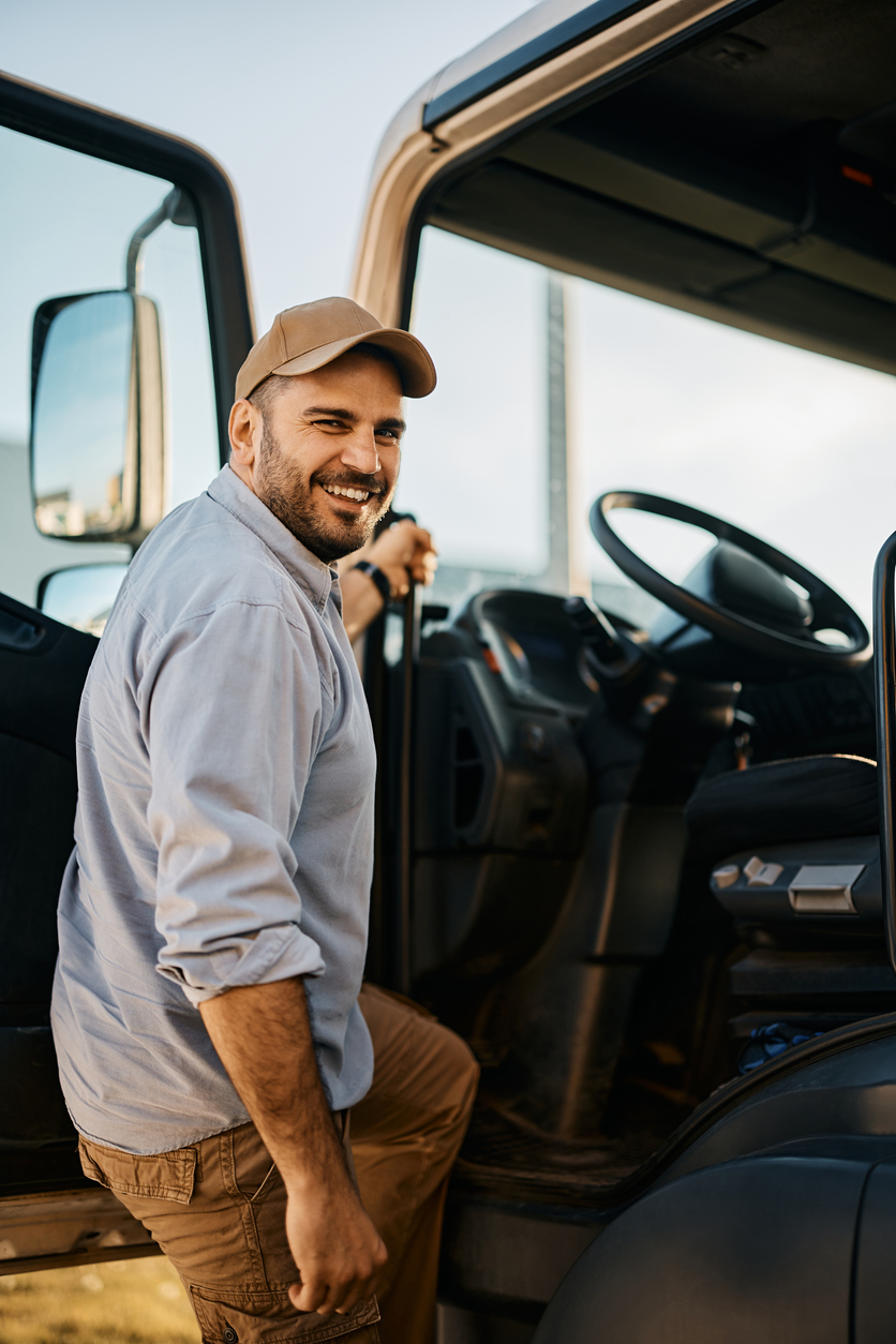 Conducteur entrant dans un véhicule de transport utilisé pour des activités professionnelles. Contexte nécessitant une assurance responsabilité civile pour entreprise de transport au Québec.